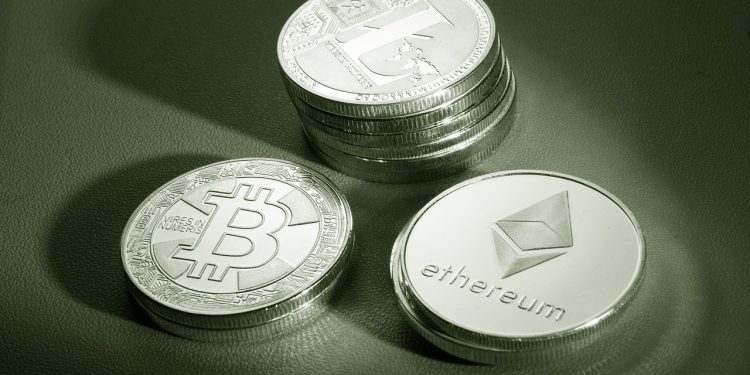 Why Altcoins Are Key to Blockchain Interoperability